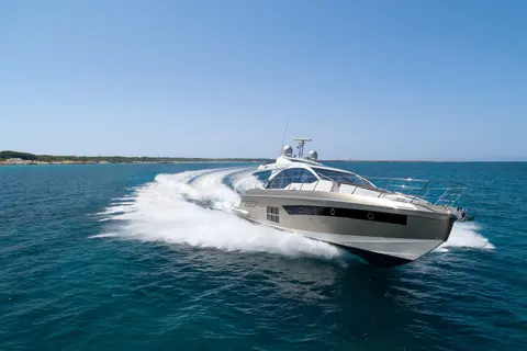 2020 Azimut S6, photo 1 in Pompano Beach, FL
