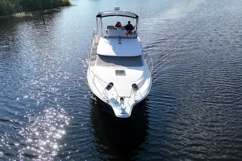 2003 Silverton 35 Convertible, photo 1 in Fort Myers, FL