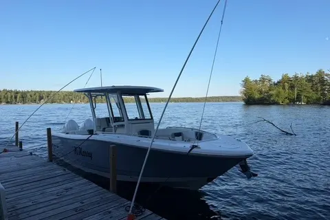 2026 Robalo R270 Center Console, photo 1 in Fort Lauderdale, FL