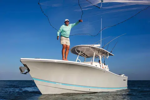 2018 Regulator 31, photo 1 in Fort Lauderdale, FL