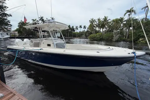 2008 Edgewater 318CC, photo 1 in Fort Lauderdale, FL
