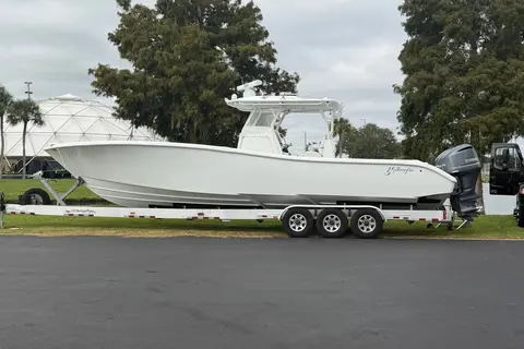 2021 Yellowfin 36 Offshore, photo 1 in St Petersburg, FL