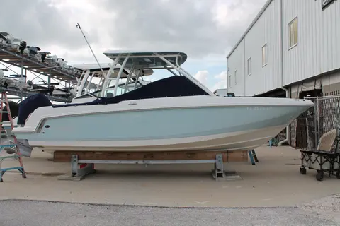 2020 Boston Whaler 230 Vantage, photo 1 in Sarasota, FL