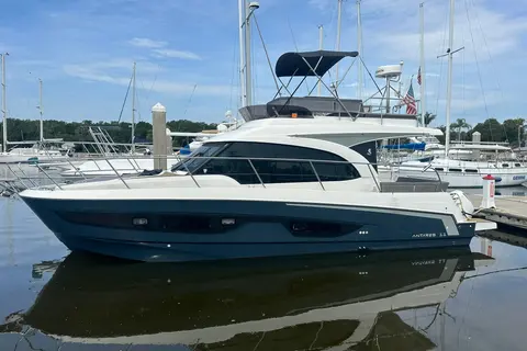 2024 Beneteau Antares 11 Fly, photo 1 in Palm Coast, FL