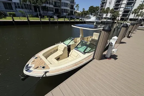 2022 Chris-Craft Launch 25 GT, photo 1 in Stuart, FL