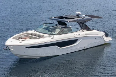 2021 Cruisers Yachts 38 GLS OB, photo 1 in Miami, FL