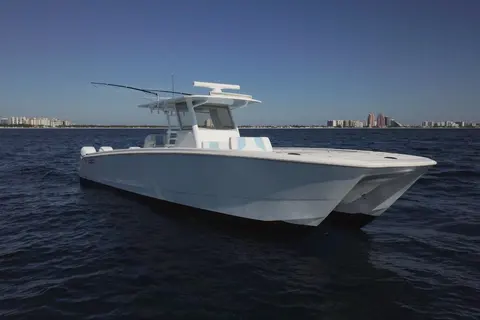 2019 Invincible 40 Catamaran, photo 1 in Fort Lauderdale, FL