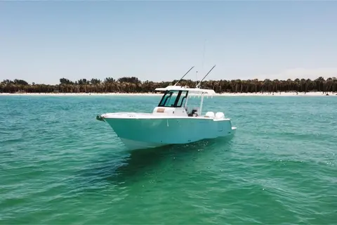 2024 Bertram 28 CC, photo 1 in St Petersburg, FL