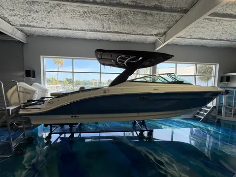 2027 Sea Ray SLX 280 Outboard, photo 1 in Venice, FL