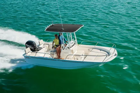 2027 Boston Whaler 190 Montauk, photo 1 in Pensacola, FL