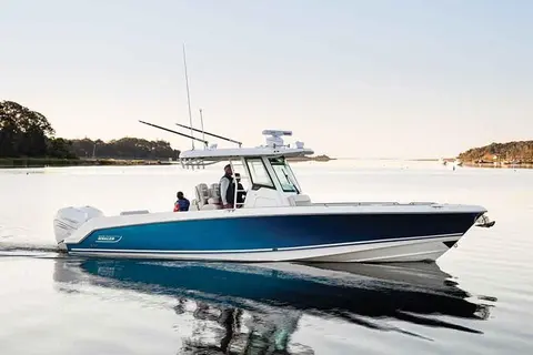 2027 Boston Whaler 330 Outrage, photo 1 in Venice, FL