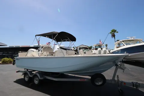 2027 Boston Whaler 210 Montauk, photo 1 in Naples, FL