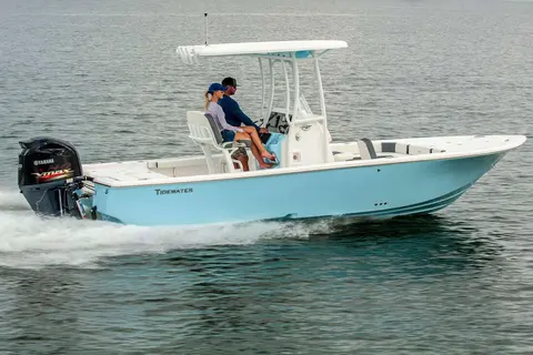 2027 Tidewater 2300 Carolina Bay, photo 1 in Miami, FL