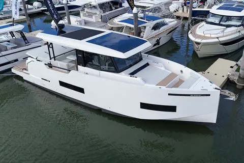 2027 De Antonio Yachts 50 Coupe, photo 1 in Naples, FL