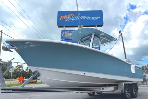 2027 Sea Hunt Ultra 255SE, photo 1 in St Petersburg, FL
