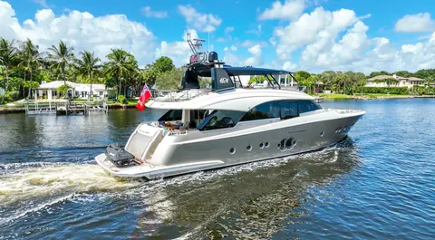 2015 Monte Carlo Yachts MCY86, photo 1 in West Palm Beach, FL