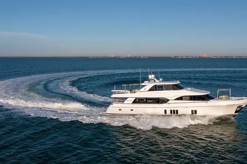 2016 Ocean Alexander 100 Motoryacht, photo 1 in North Miami Beach, FL