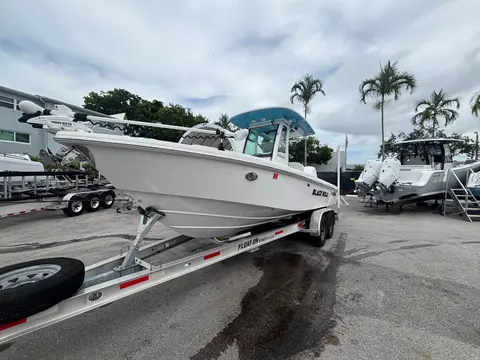 2020 Everglades 253 Center Console, photo 1 in Pompano Beach, FL