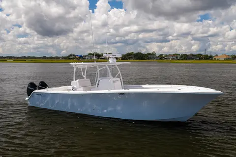 2025 Front Runner 33 Center Console, photo 1 in Jacksonville Beach, FL