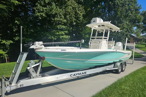 2021 Caymas 28 HB, photo 1 in Riviera Beach, FL