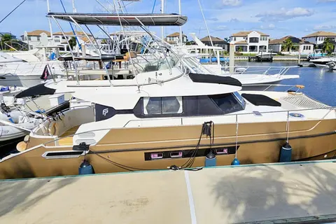 1999 Fountaine Pajot Maryland 37, photo 1 in Port Charlotte, FL