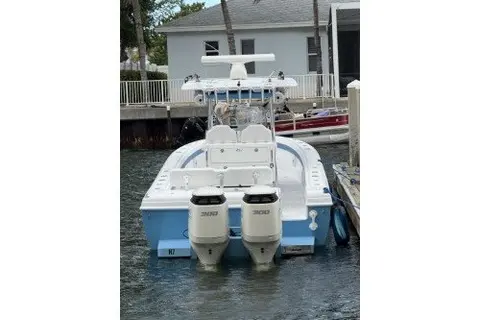 2021 Bluewater 2850 CC, photo 1 in West Palm Beach, FL