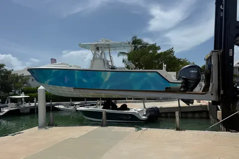 2012 SeaVee 320B, photo 1 in Marathon, FL