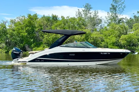 2023 Sea Ray SLX 260 Outboard, photo 1 in Sarasota, FL