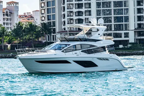 2018 Sea Ray L550 Fly, photo 1 in Miami Beach, FL