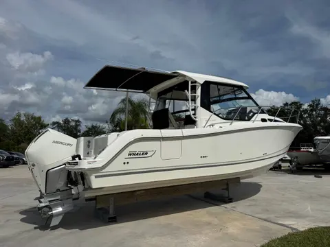 2026 Boston Whaler 325 Conquest, photo 1 in Stuart, FL