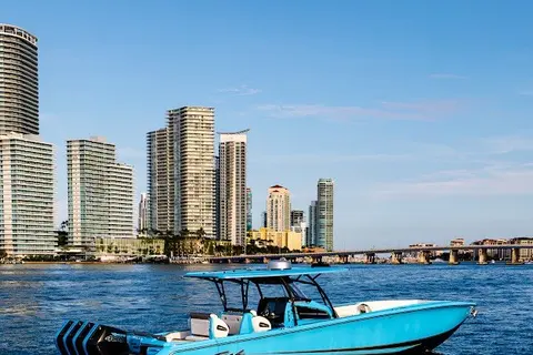 2025 Nor-Tech 390 Sport, photo 1 in Doral, FL